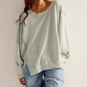 Free People We The Free Graphic
Camden Pullover Sweatshirt Cream Size medium